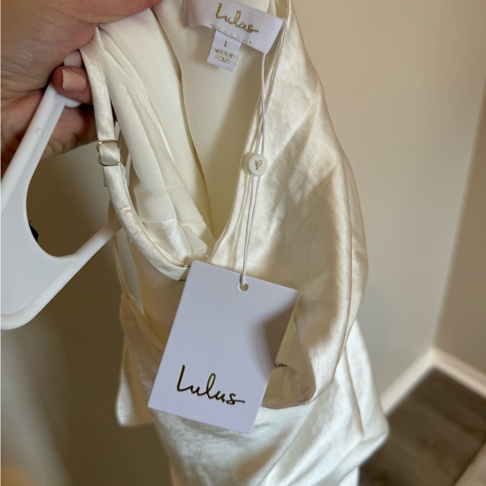 NWT Lulus Passionate Allure Ivory Satin Backless Cowl
Neck Maxi Dress Size Large - Picture 13 of 14